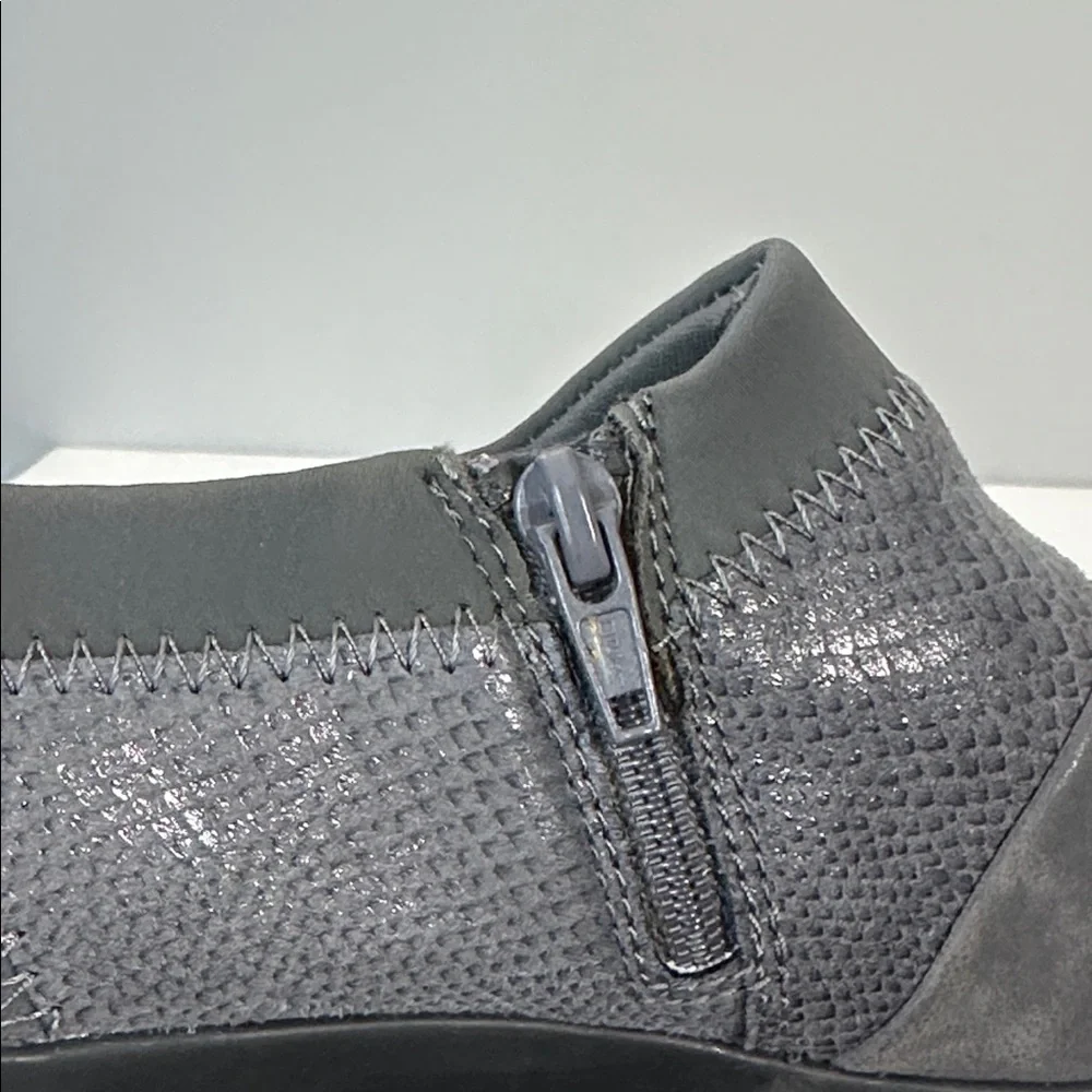 Cloudsteppers by Clarks Caddell Denali Gray SlipOn Wedge Size 8.5